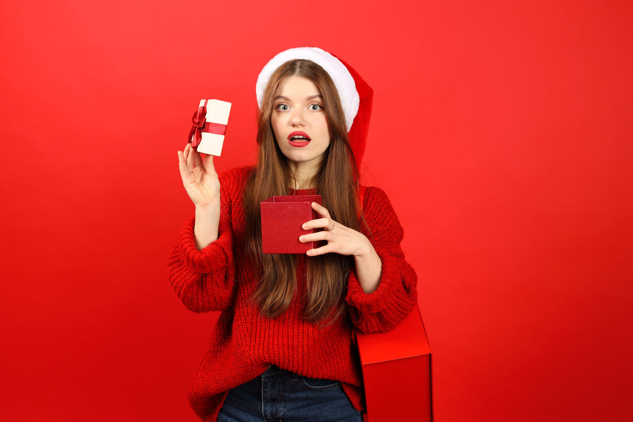 Be Aware of Holiday Scams – How to Identify and Avoid Them 